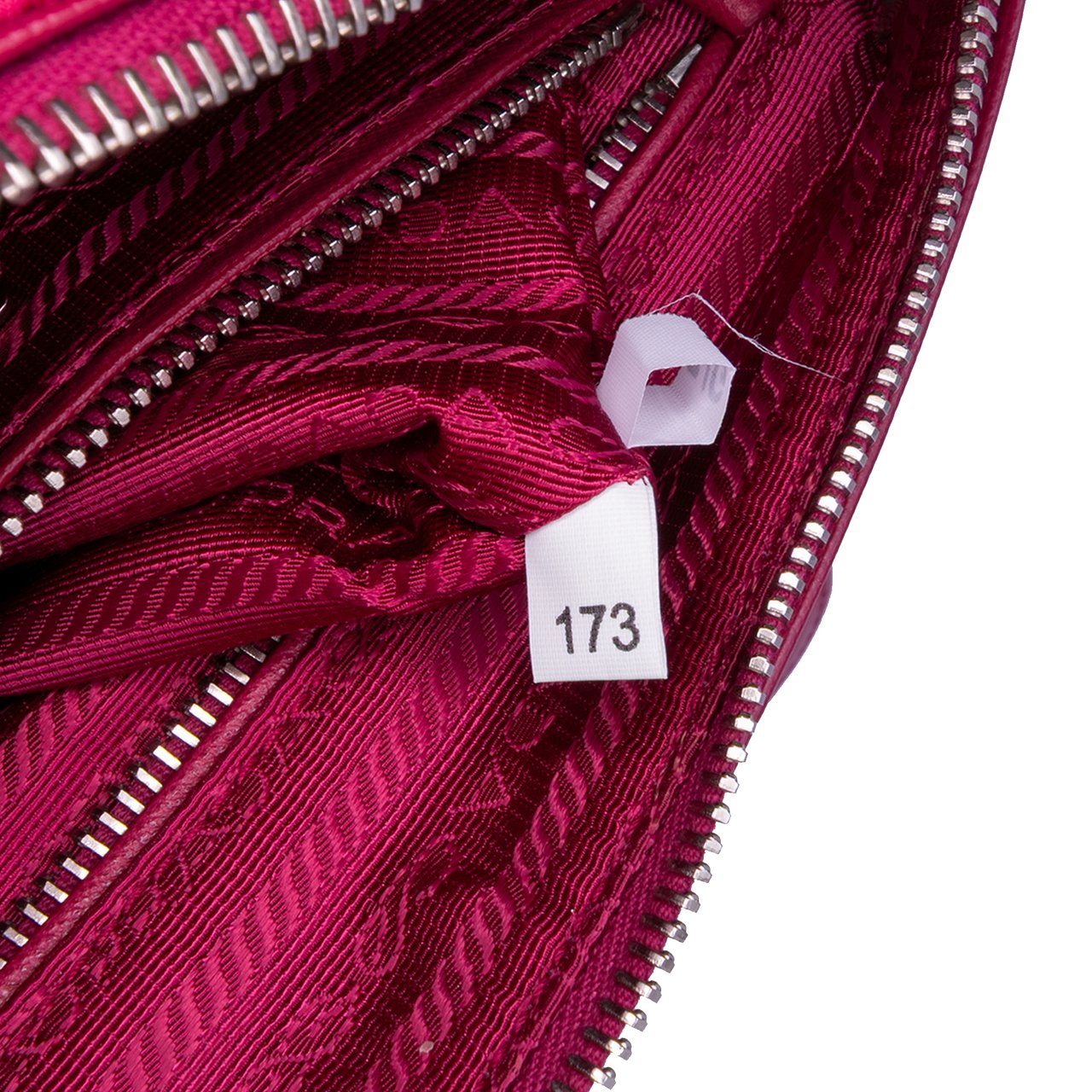 Prada Impuntu Tessuto Chain Crossbody Roze