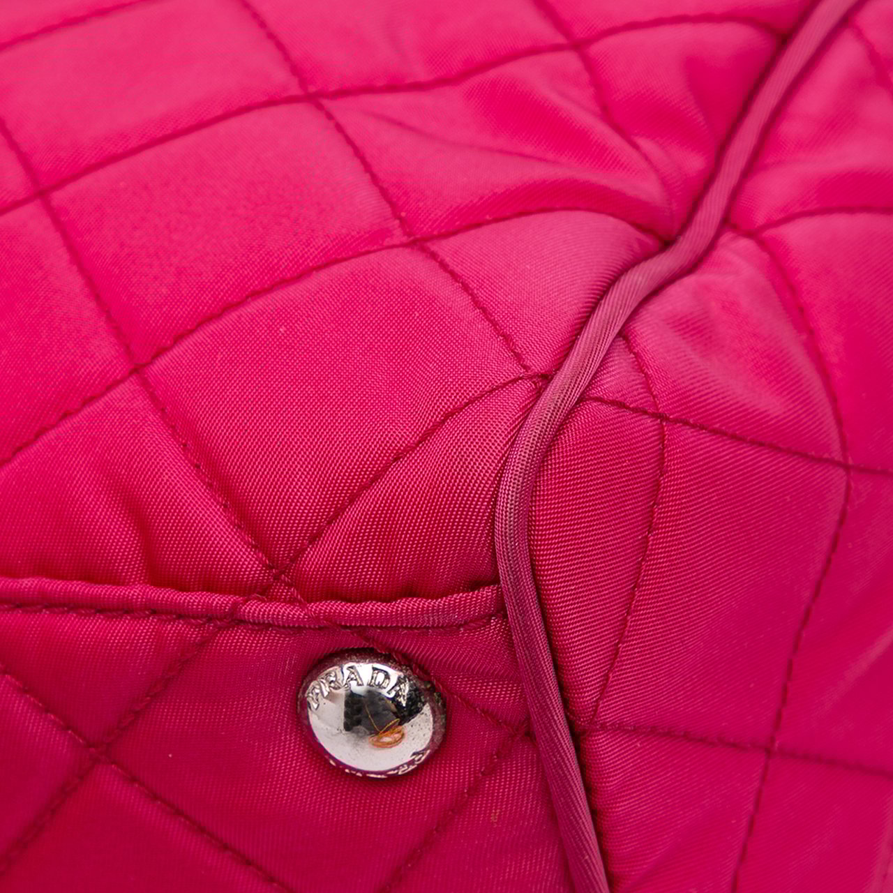 Prada Impuntu Tessuto Chain Crossbody Roze