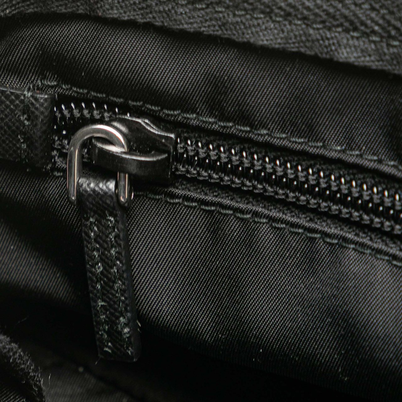 Prada Tessuto Cosmetic Pouch Zwart