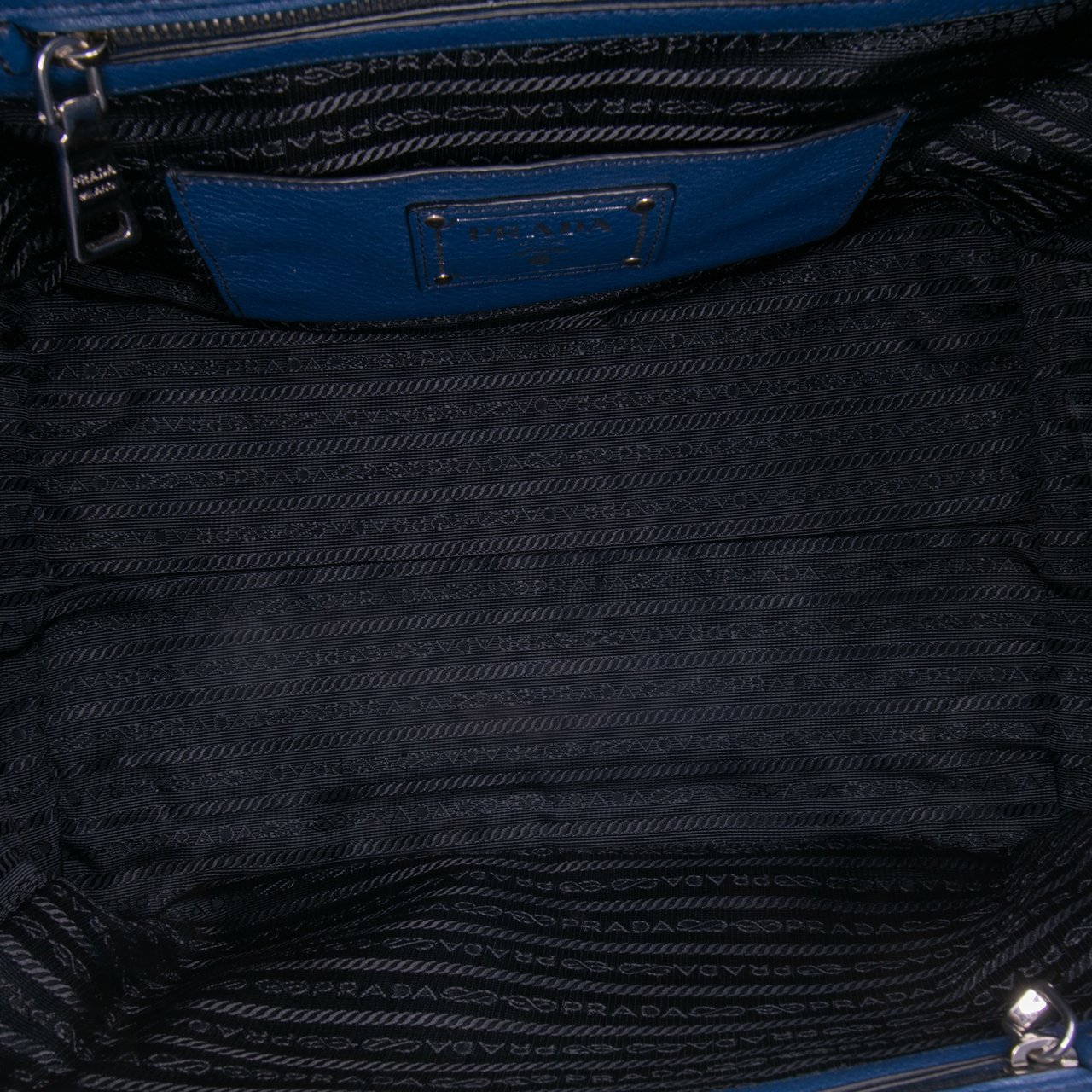 Prada Vitello Phenix Shopping Tote Blauw