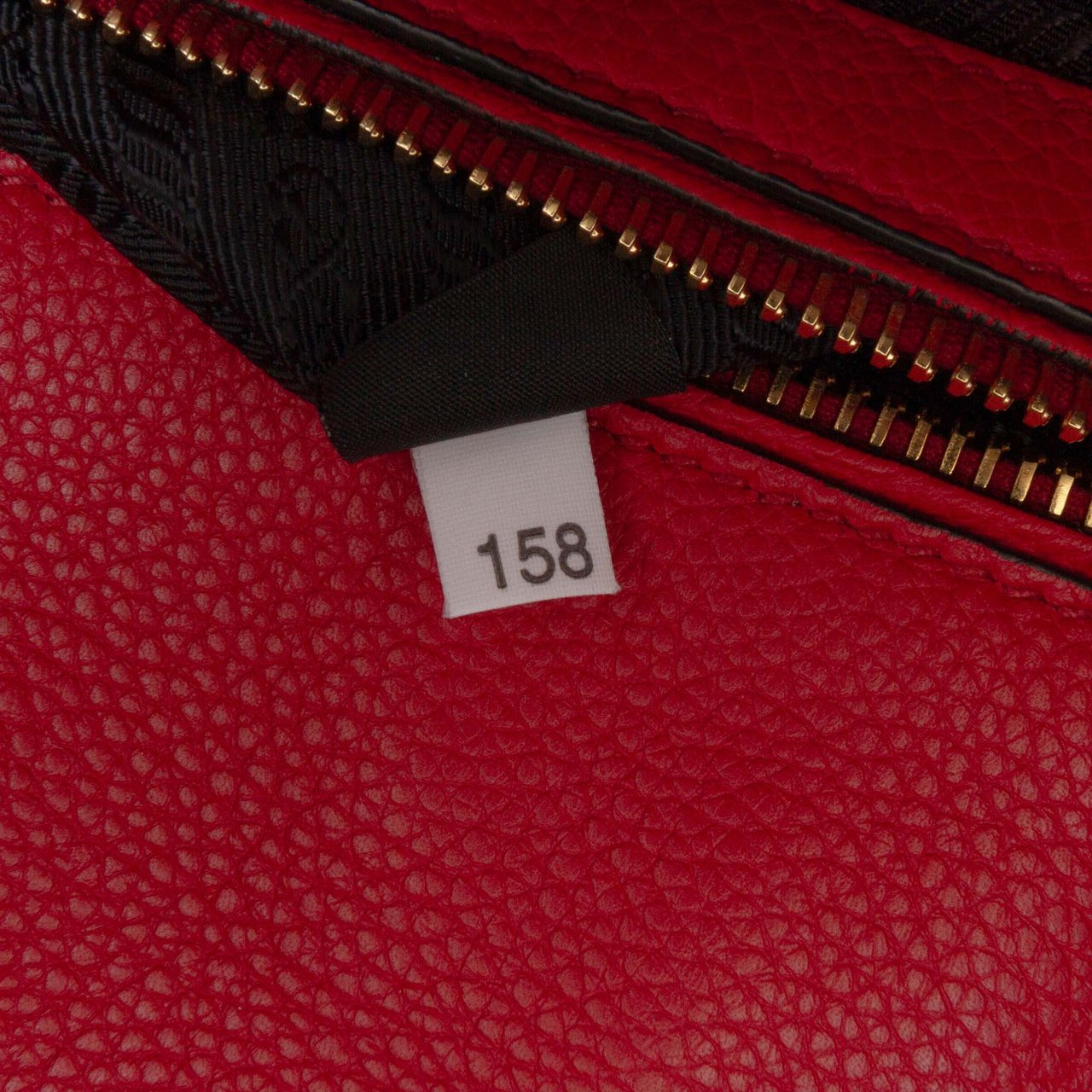 Prada Vitello Daino Open Convertible Tote Rood