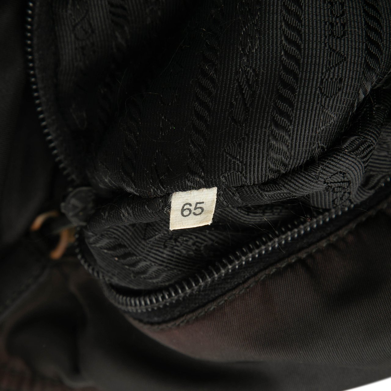 Prada Tessuto Shoulder Bag Zwart