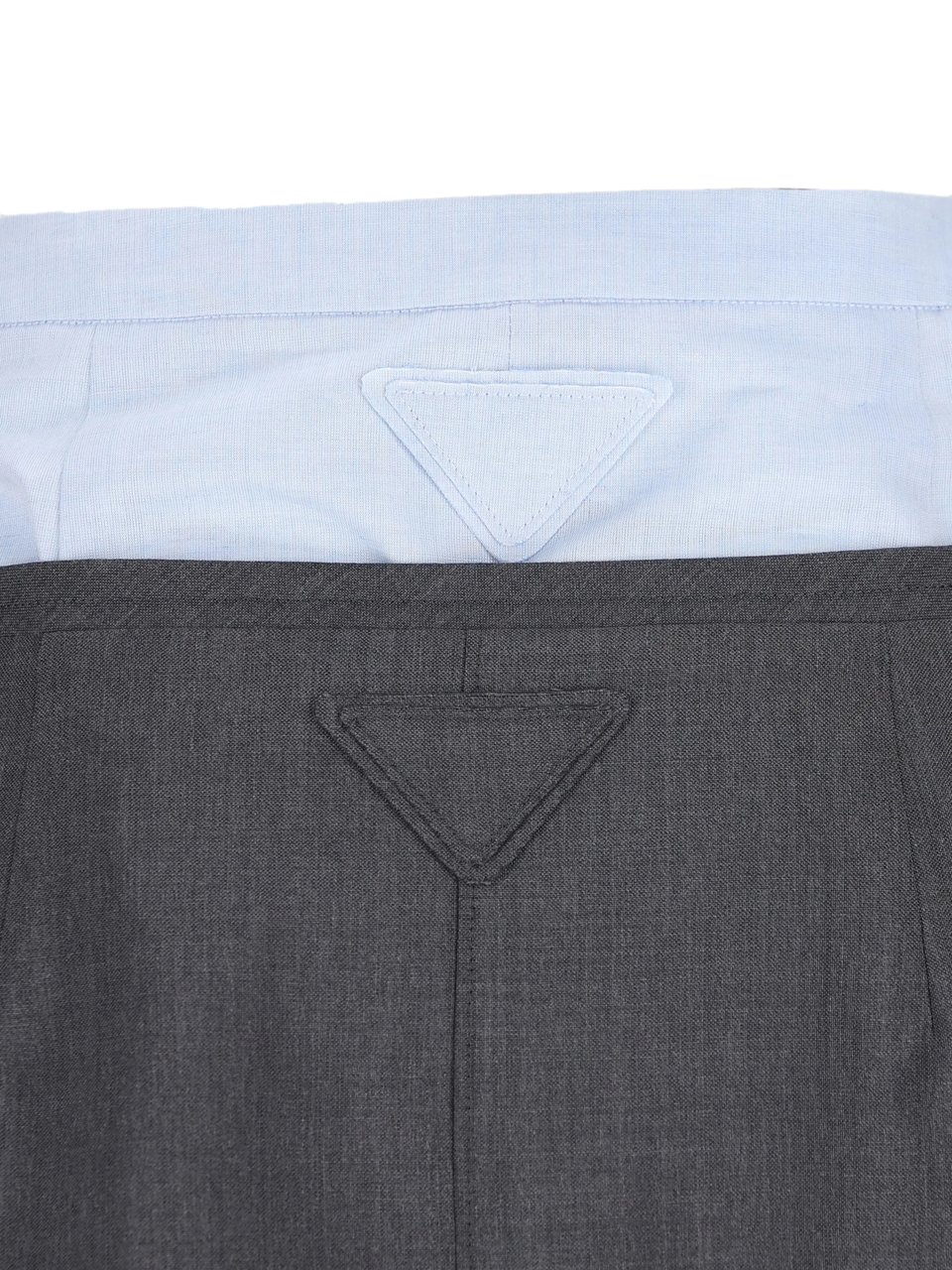 Prada Straight-Silhouette Midi Skirt With Button-Down Closure And Contrasting Waistband Grijs