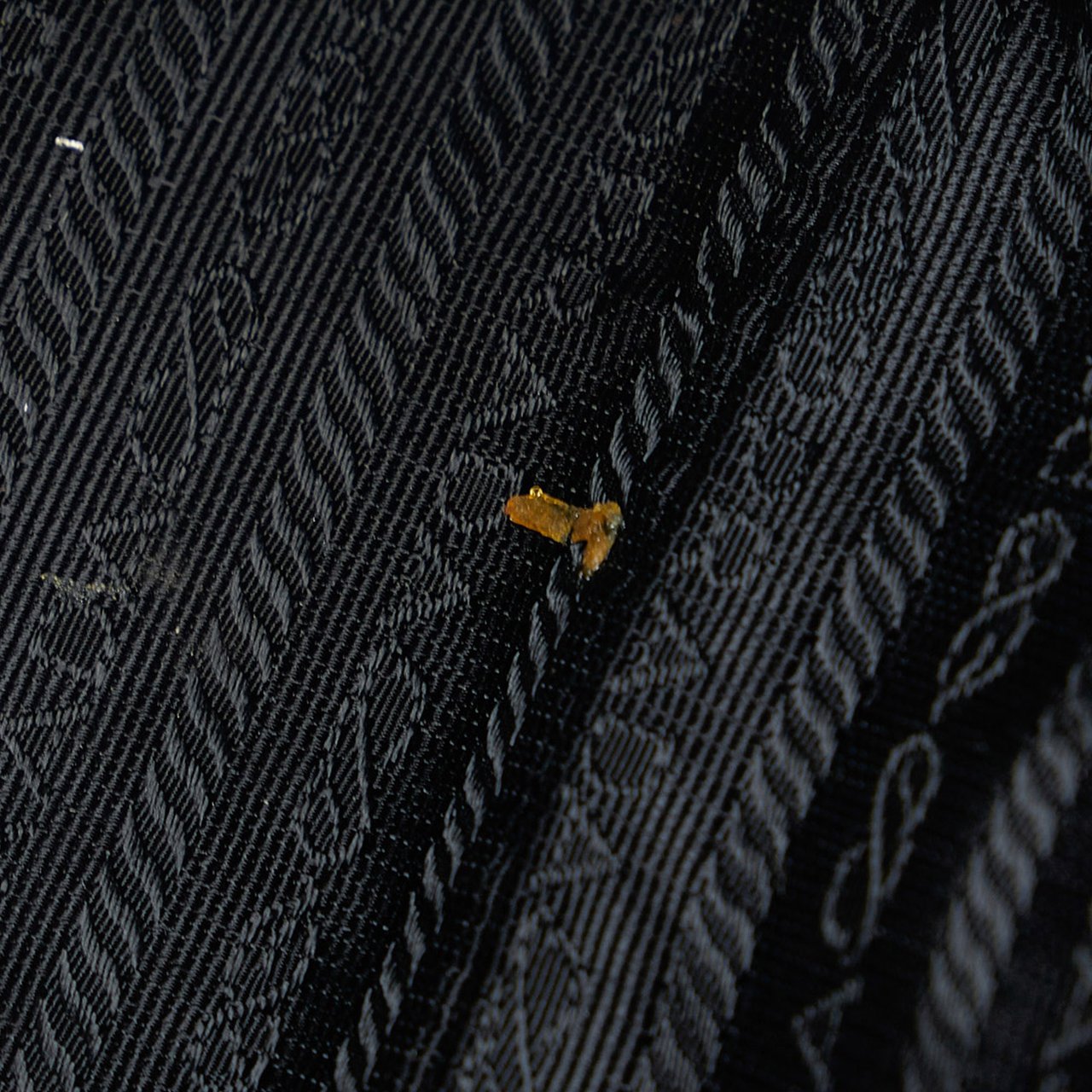 Prada Tessuto Buckle Messenger Bag Zwart