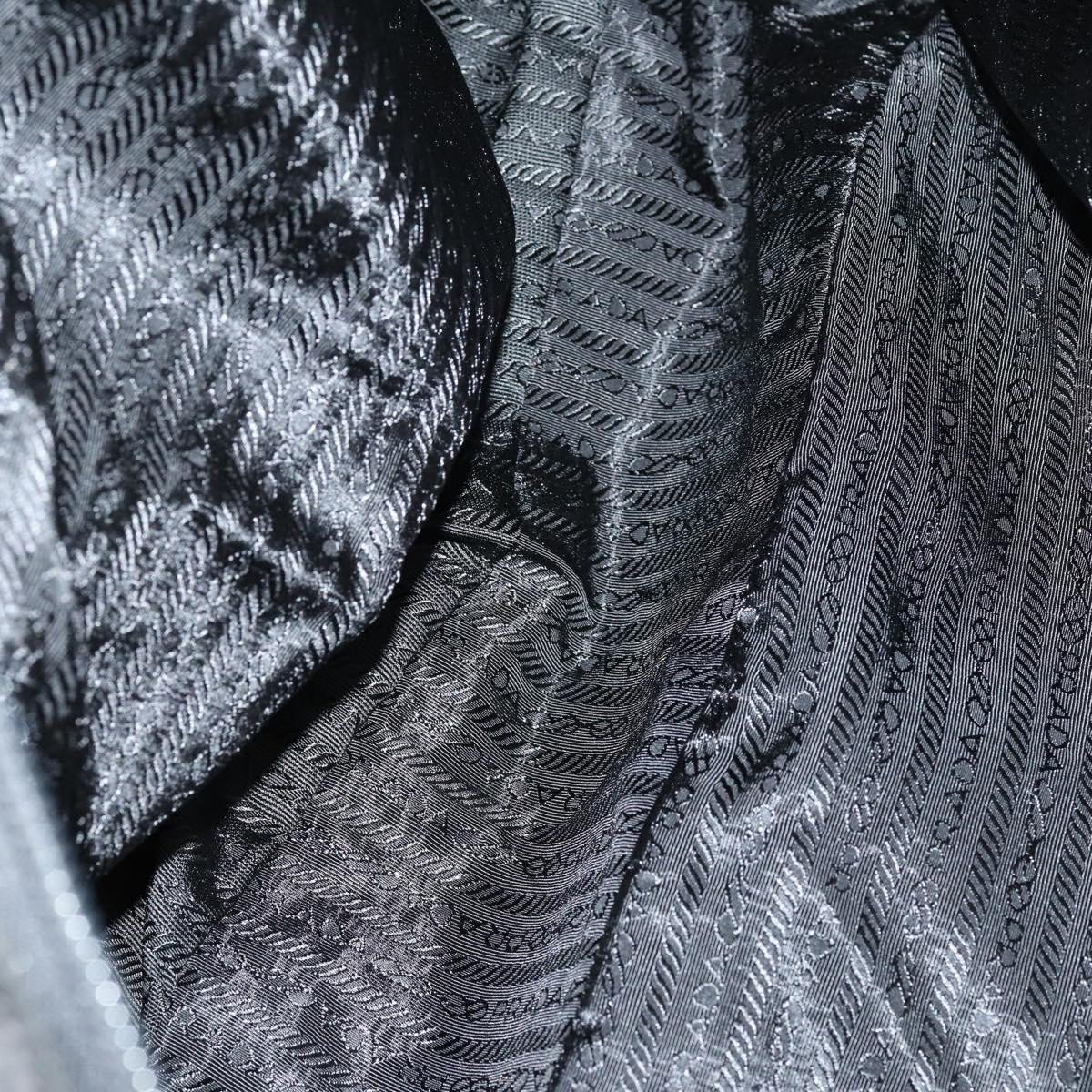 Prada Prada Porta Computer Briefcase Tessuto and Saffiano Leather Medium Zwart