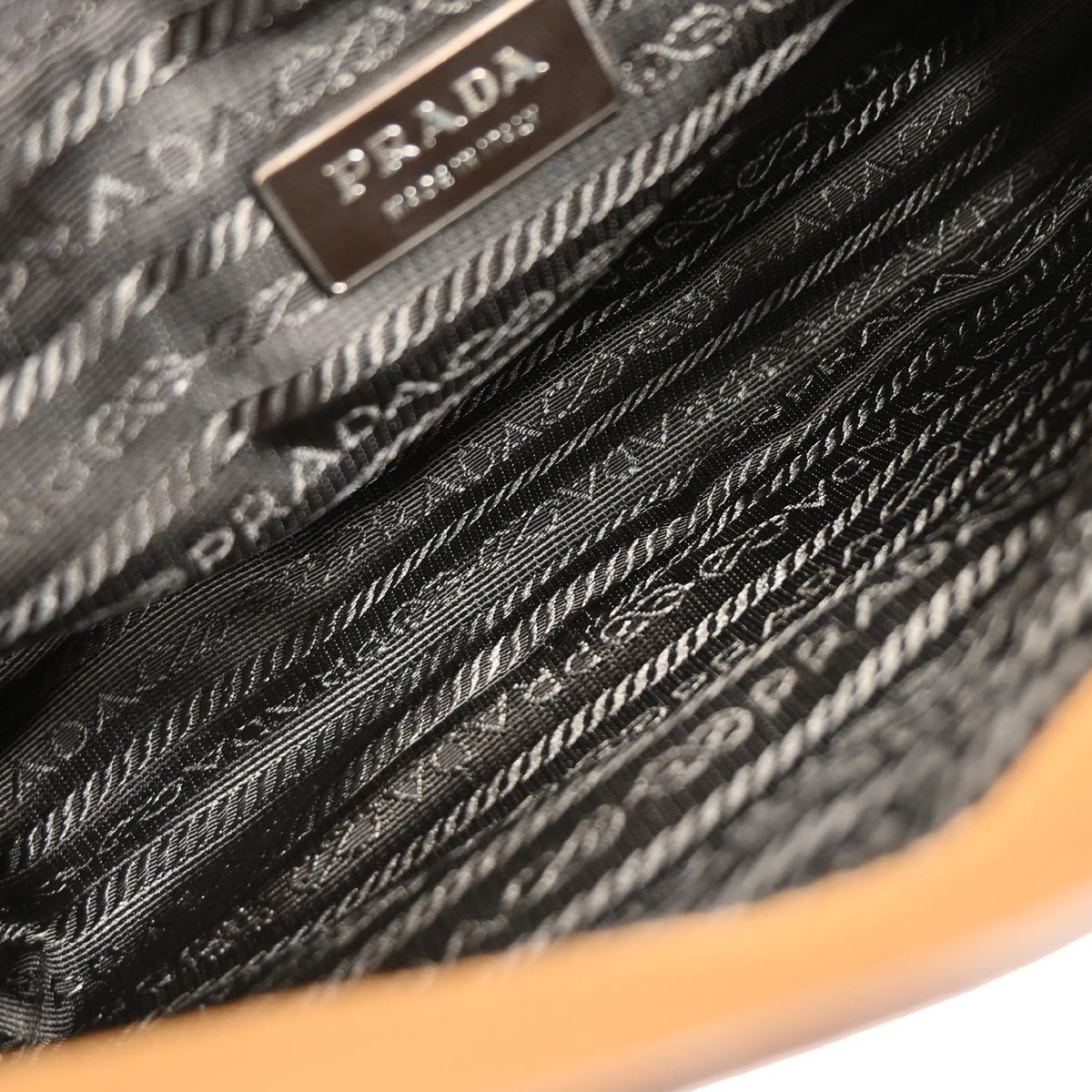 Prada Prada Vitello Drive Handbag Leather Bruin