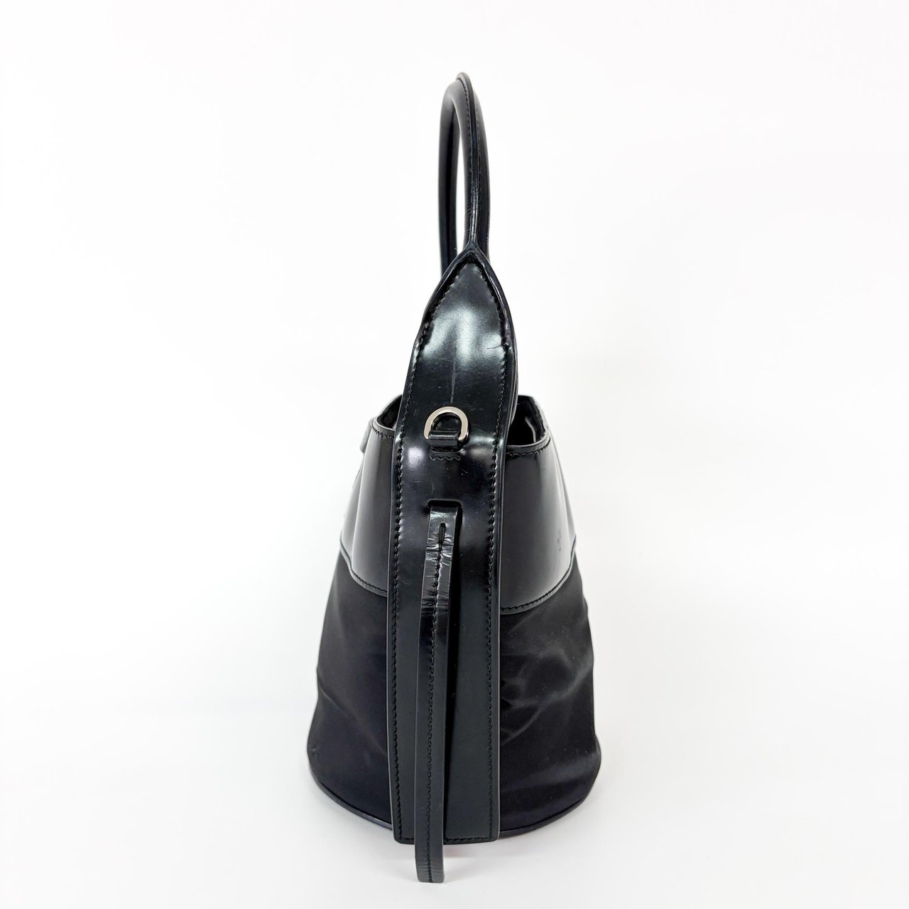 Prada Prada Ouverture Bucket Bag Tessuto Zwart