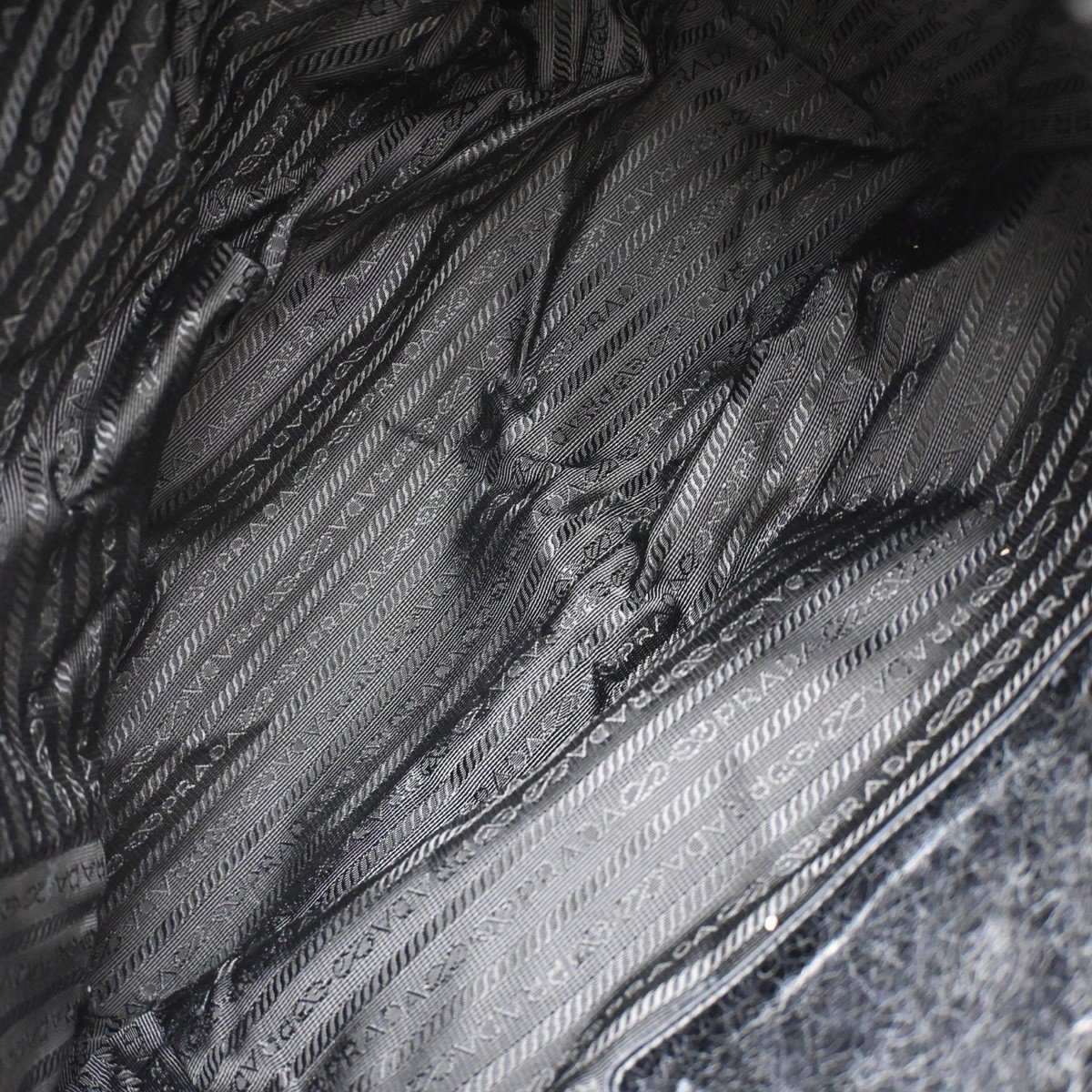 Prada Prada Front Pocket Convertible Tote Leather Large Zwart