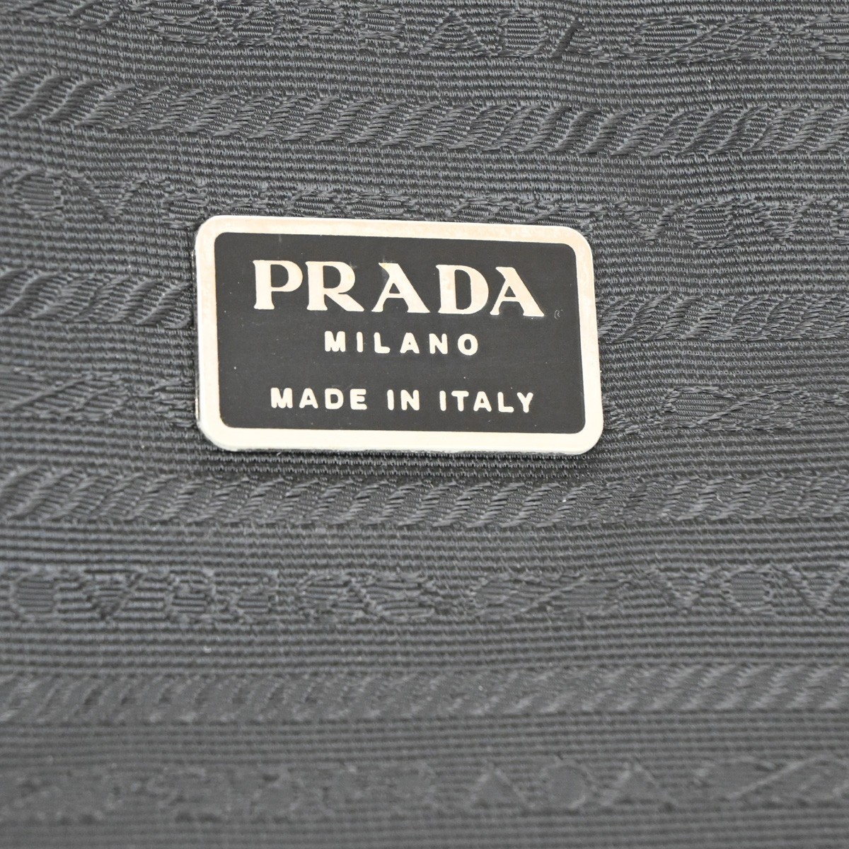Prada Prada Expandable Front Zip Boston Bag Tessuto Large Zwart