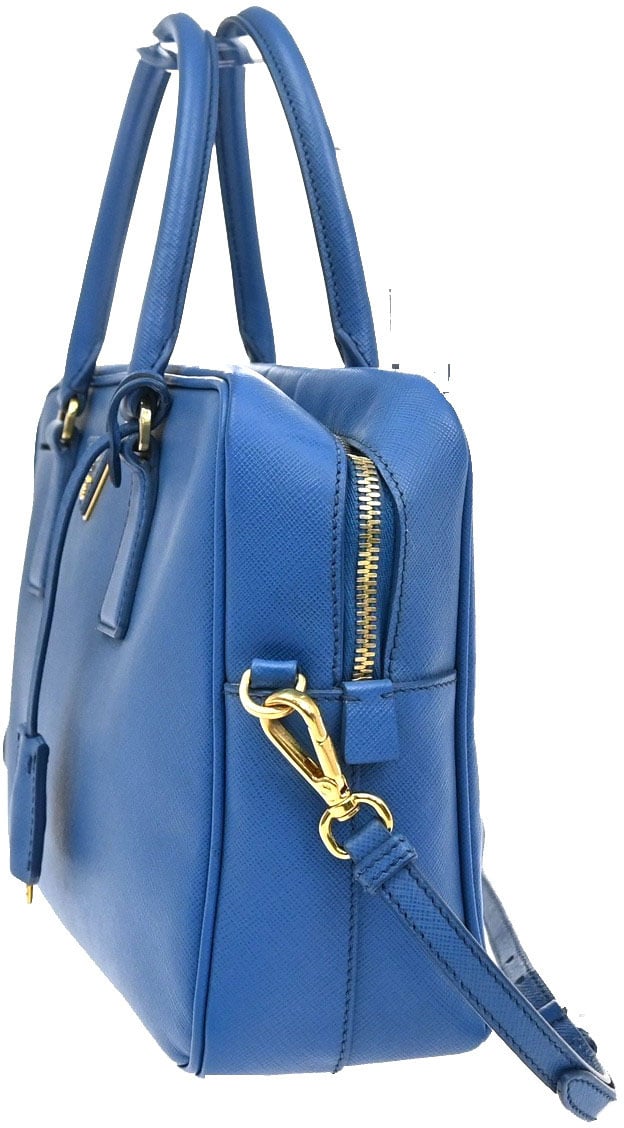 Prada Prada Bauletto Bag Saffiano Leather Medium Blauw