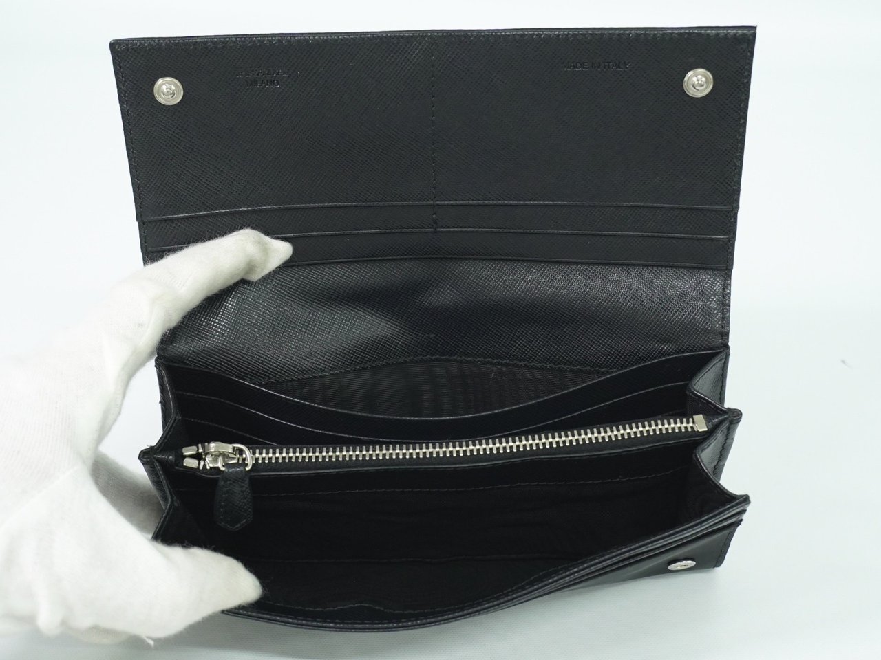 Prada Prada Continental Wallet Tessuto Long Zwart