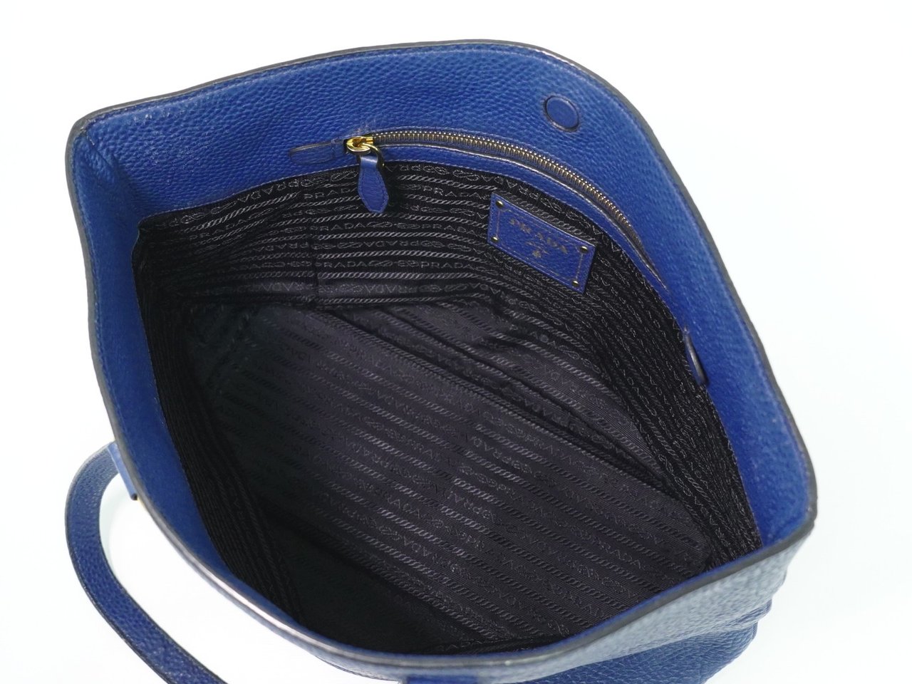 Prada Prada Embossed Logo Open Tote Leather Blauw