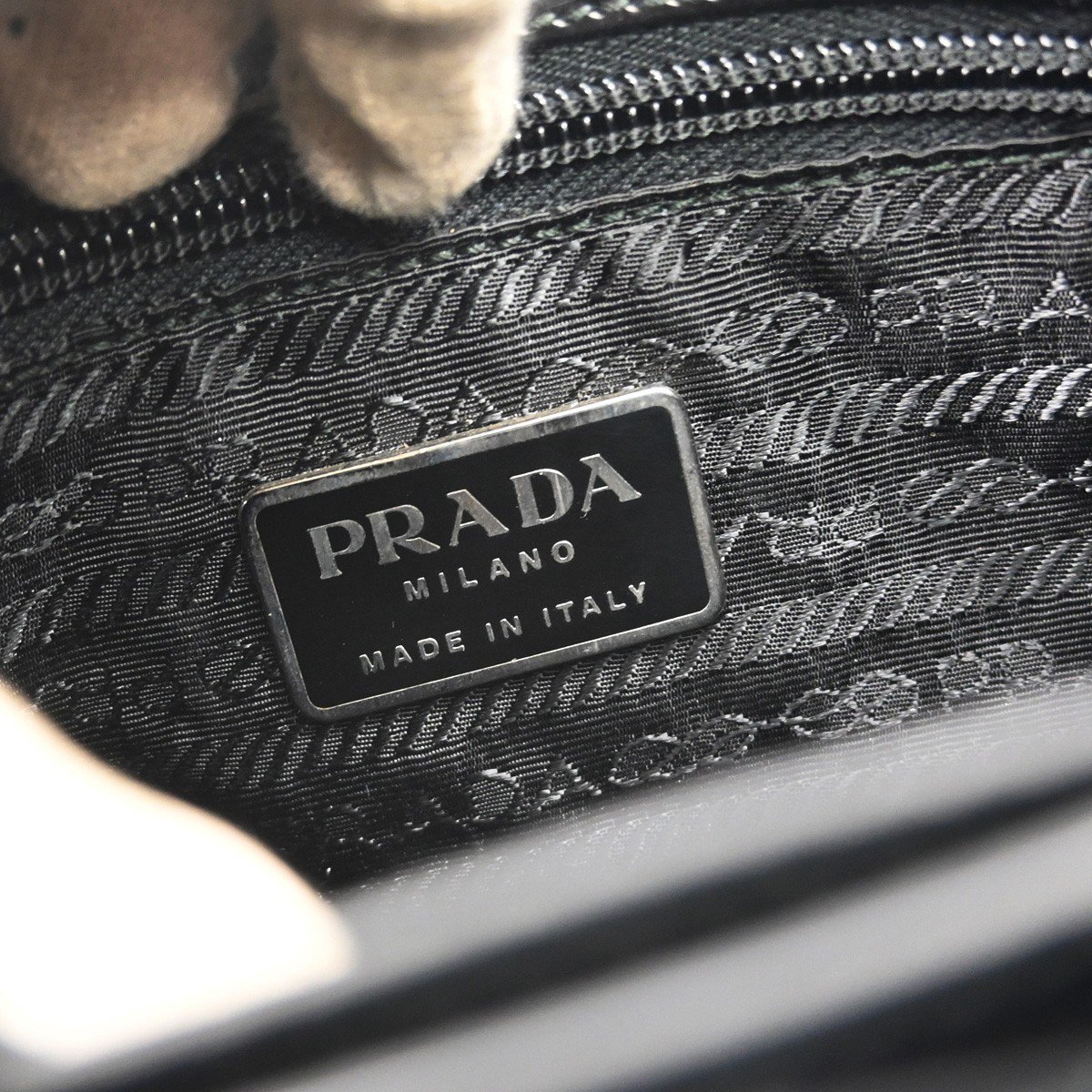 Prada Vintage Tote Leather Zilver