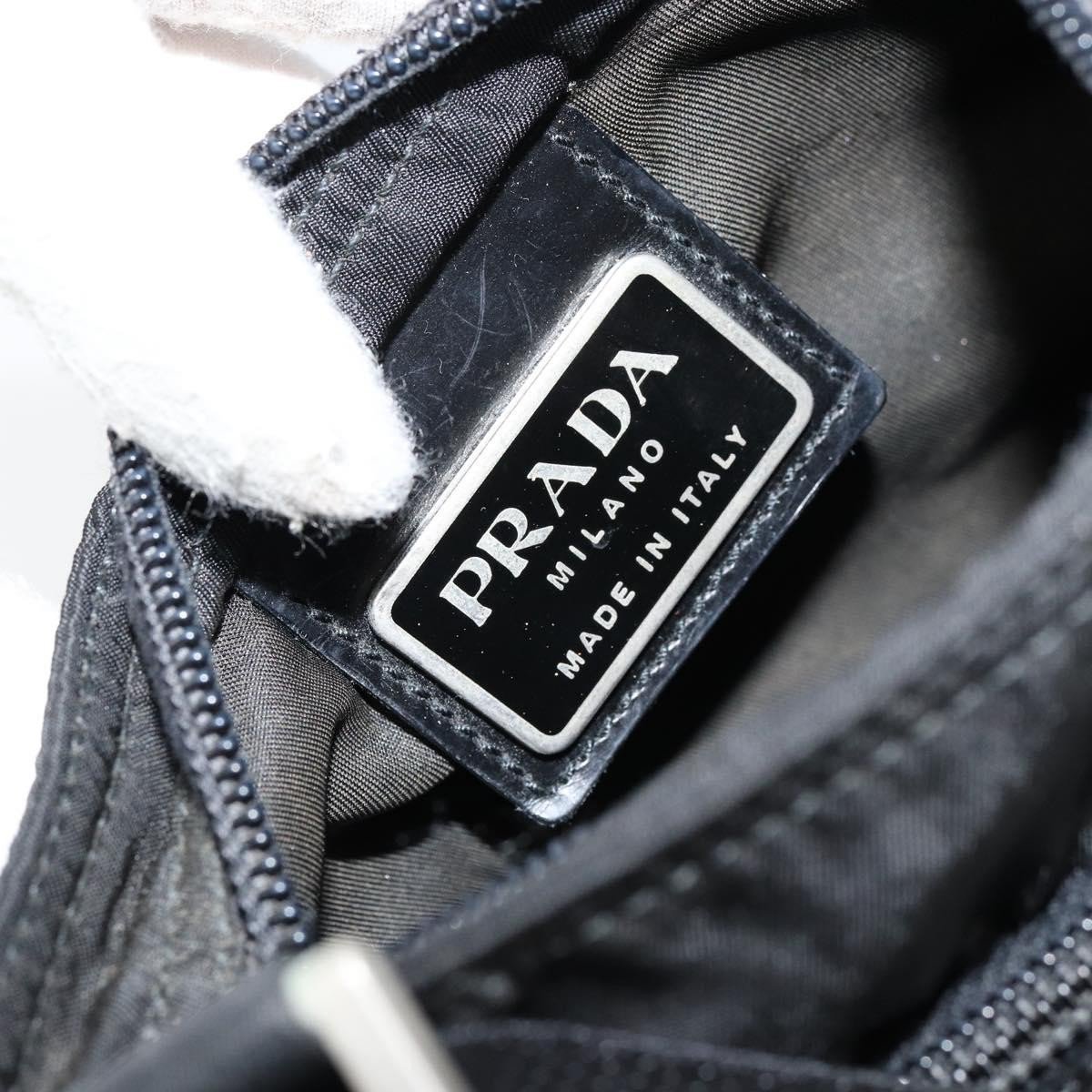 Prada Prada Front Zip Convertible Flat Messenger Tessuto with Leather Small Zwart