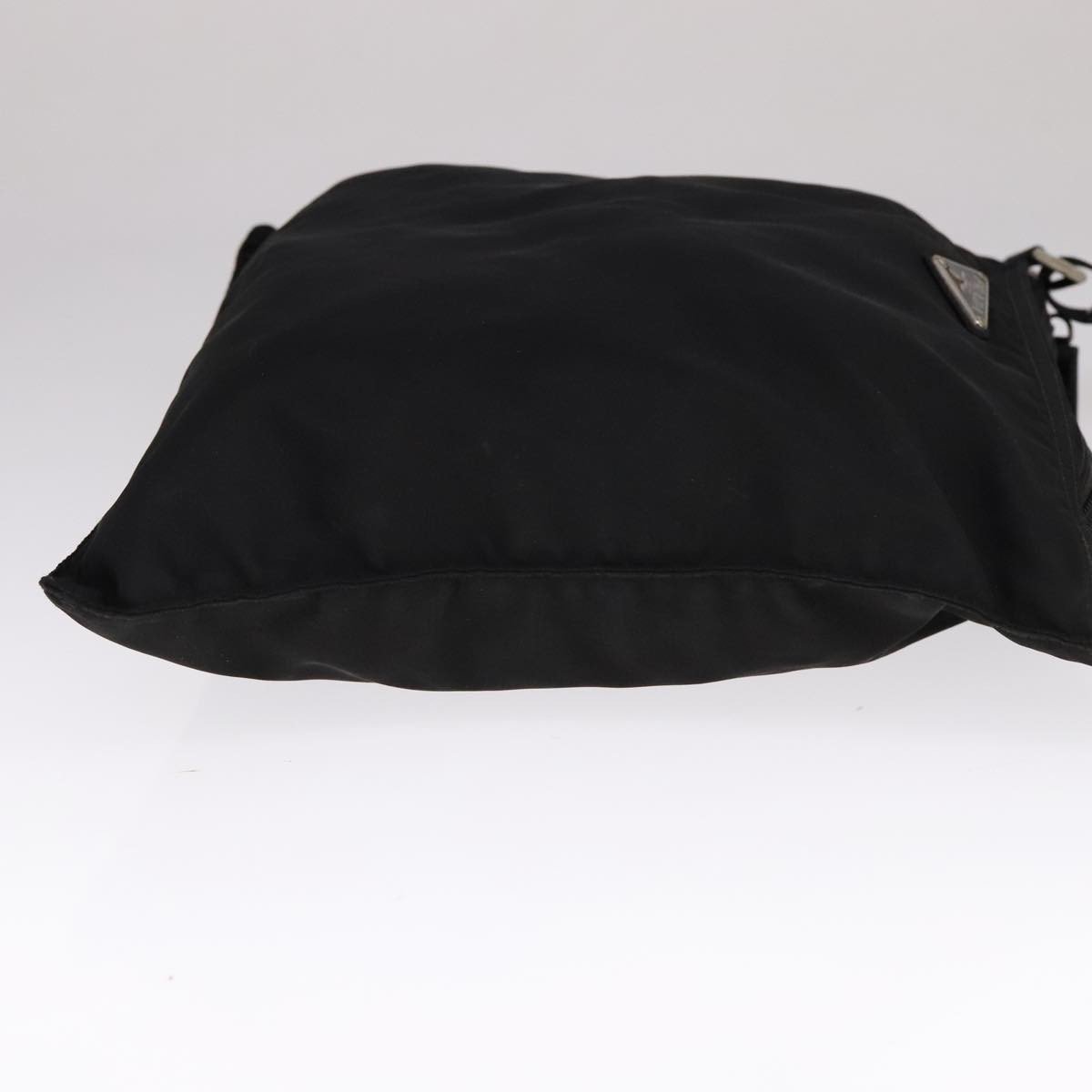 Prada Prada Flat Messenger Bag Tessuto Medium Zwart
