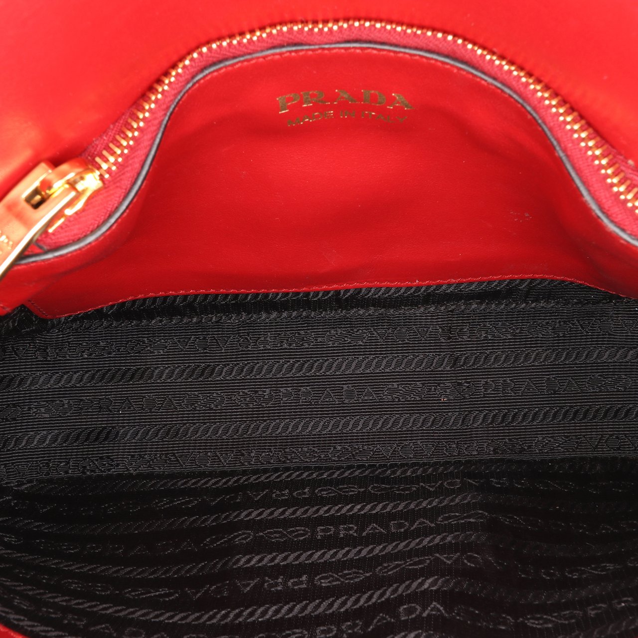 Prada Saffiano Lux Embleme Satchel Rood
