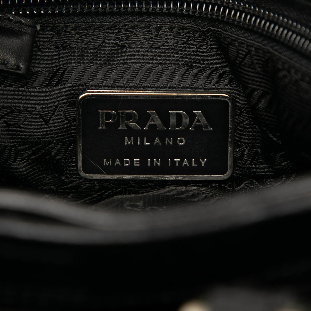 Prada Wool Tote Zwart