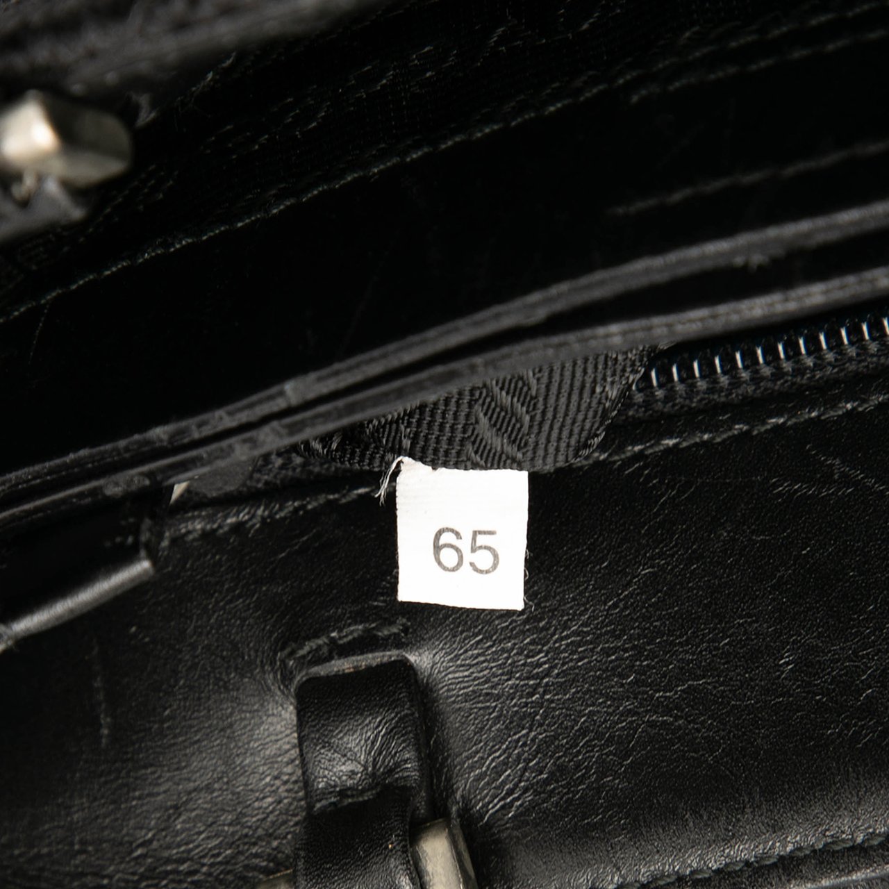 Prada Wool Tote Zwart