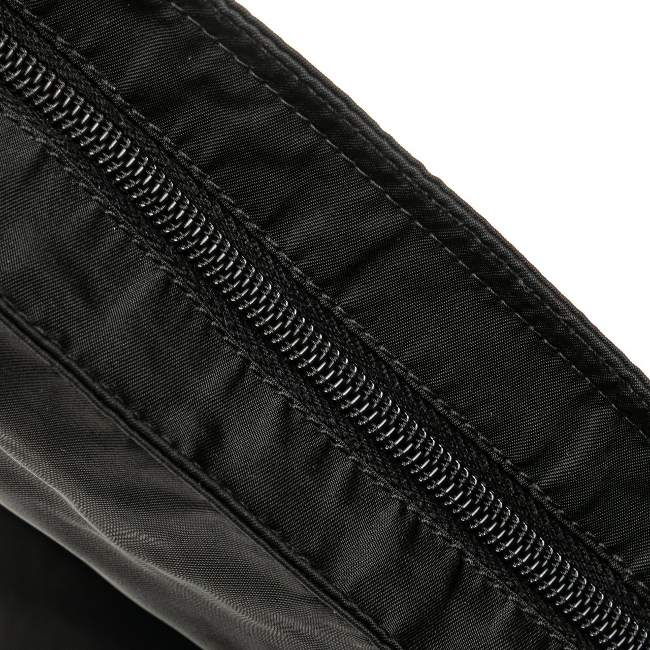 Prada Tessuto Zip Top Crossbody Zwart