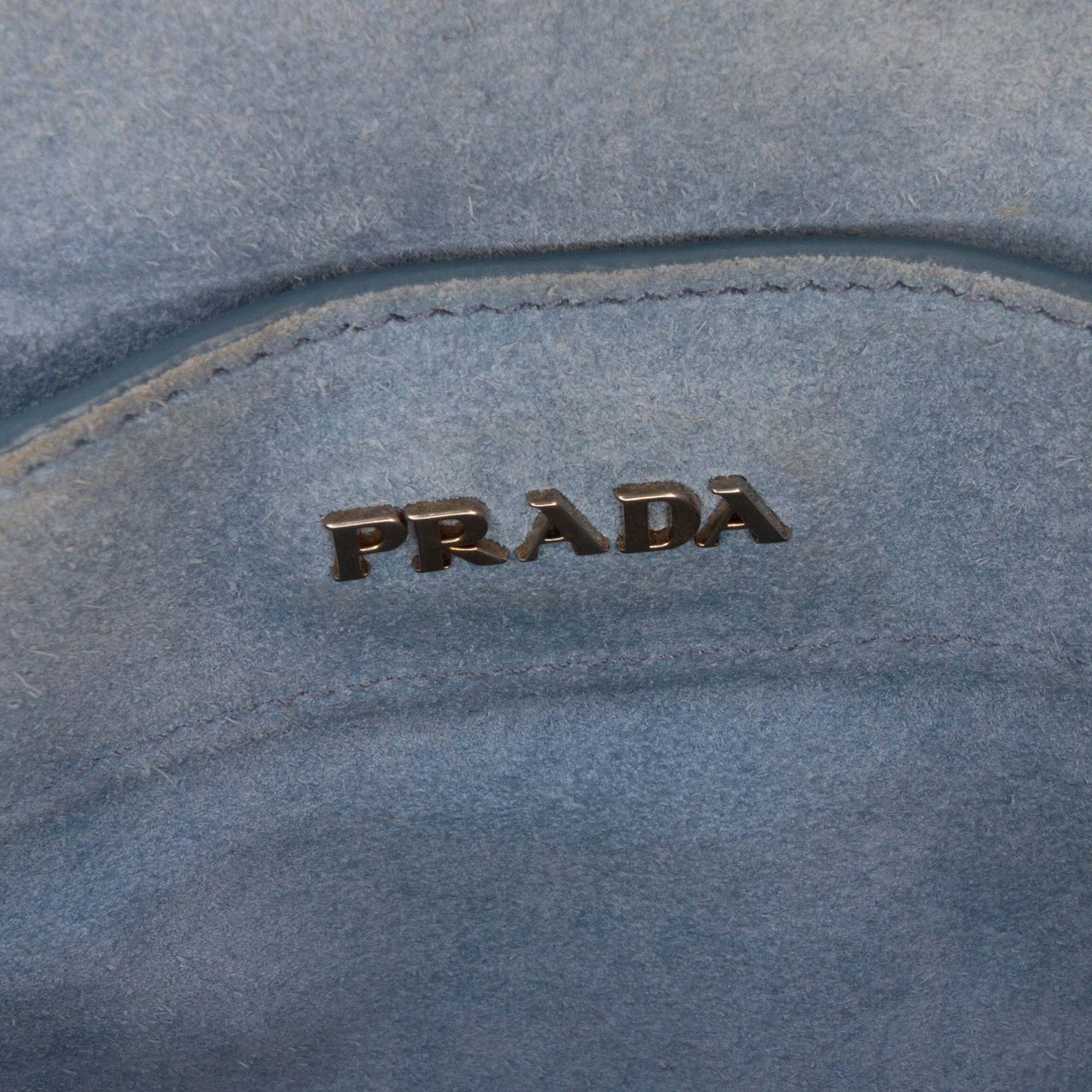 Prada Glace Calf Studded Etiquette Tote Zwart