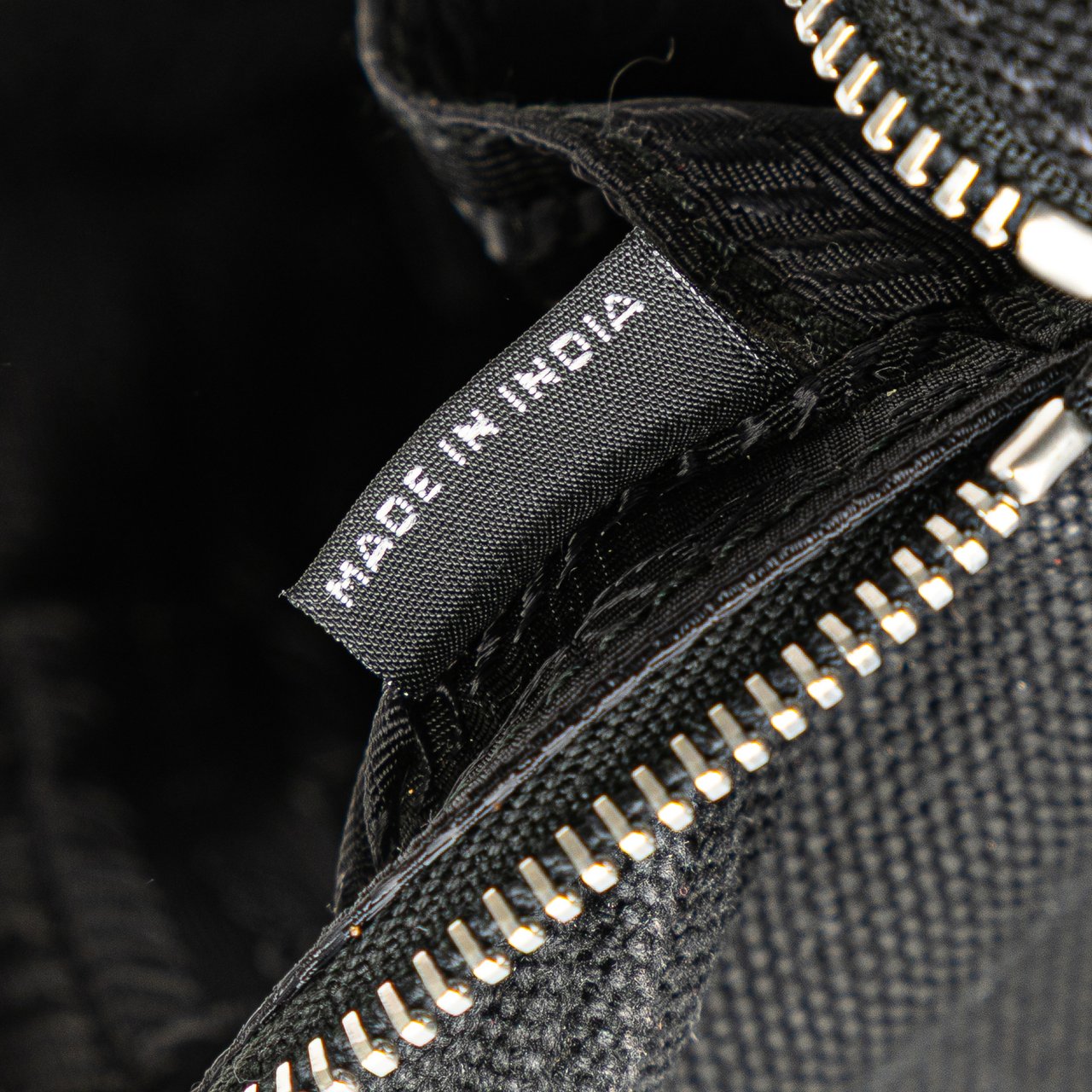 Prada Canvas Canapa Pouch Zwart