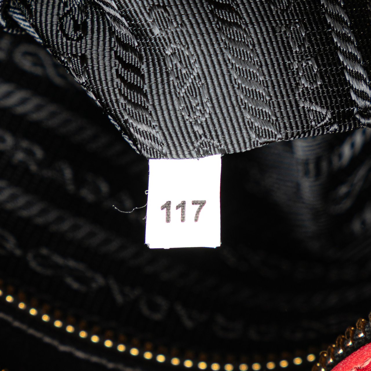 Prada Saffiano and City Calf Esplanade Satchel Zwart