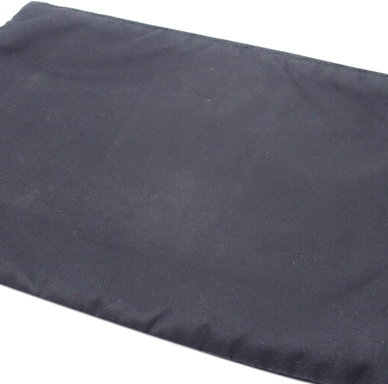 Prada Re Nylon Clutch Zwart