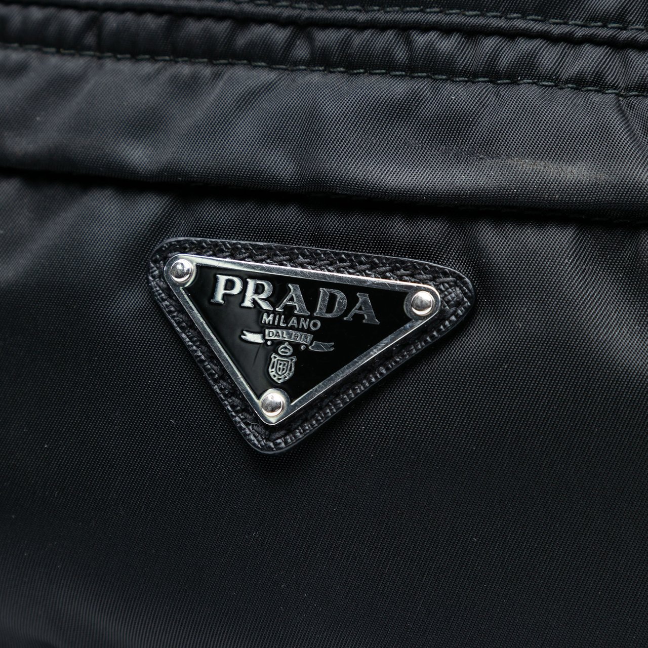 Prada Tessuto Belt Bag Zwart