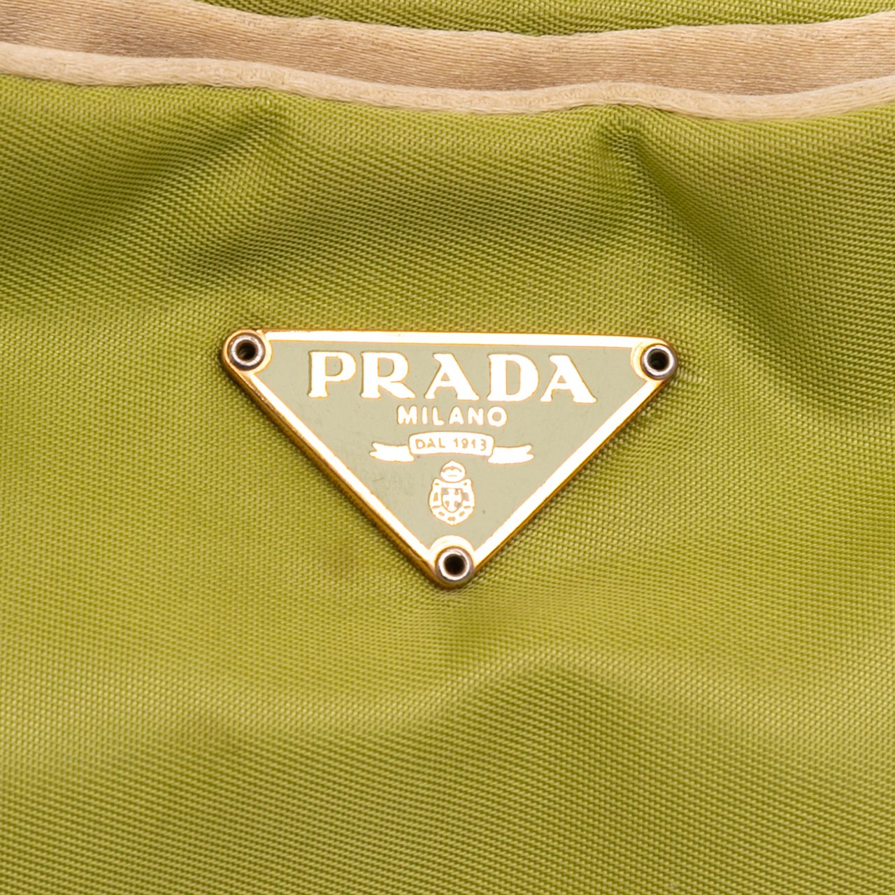 Prada Tessuto Chain Shoulder Bag Groen