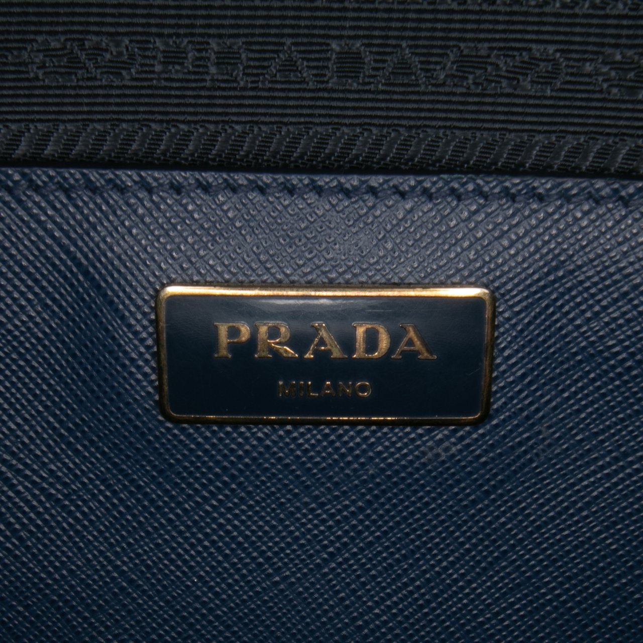 Prada Saffiano Lux Galleria Double Zip Front Pocket Satchel Blauw