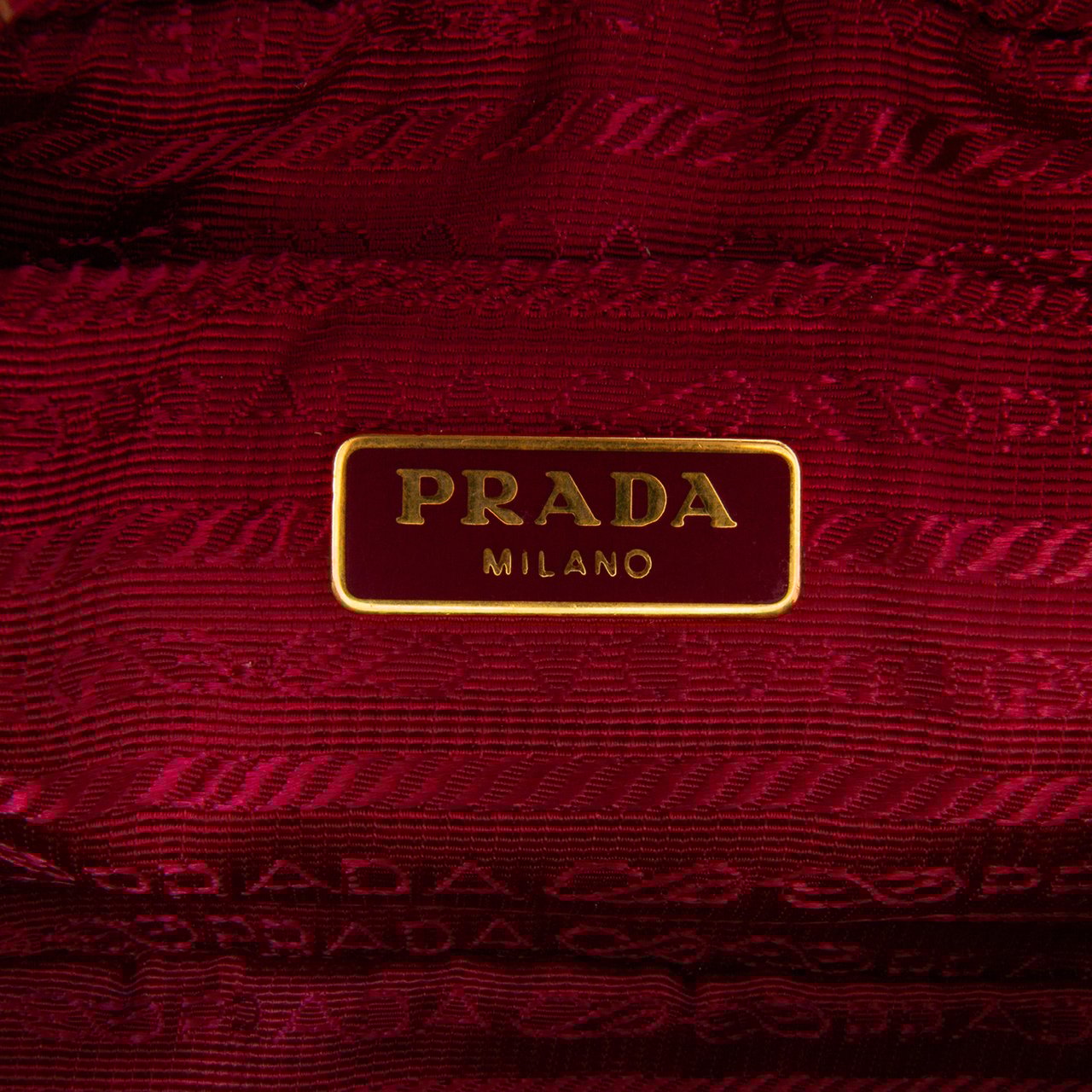 Prada Mini Saffiano Camera Bag Roze