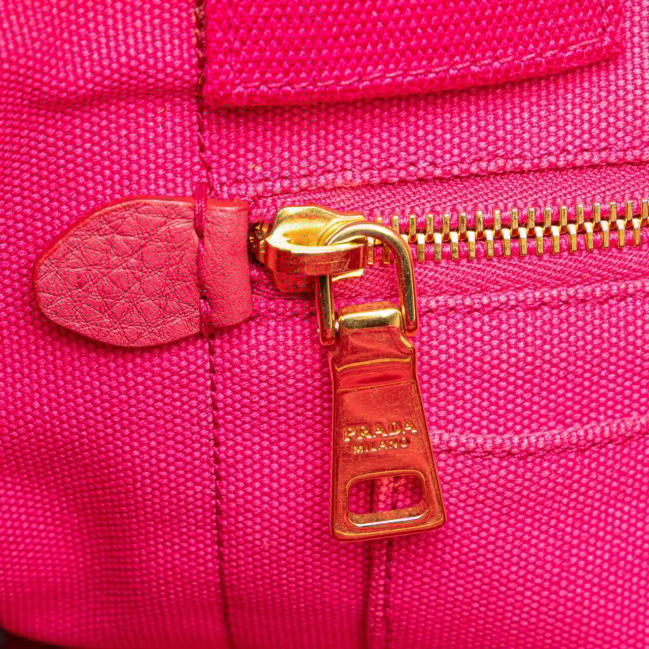 Prada Canvas Canapa Logo Satchel Roze