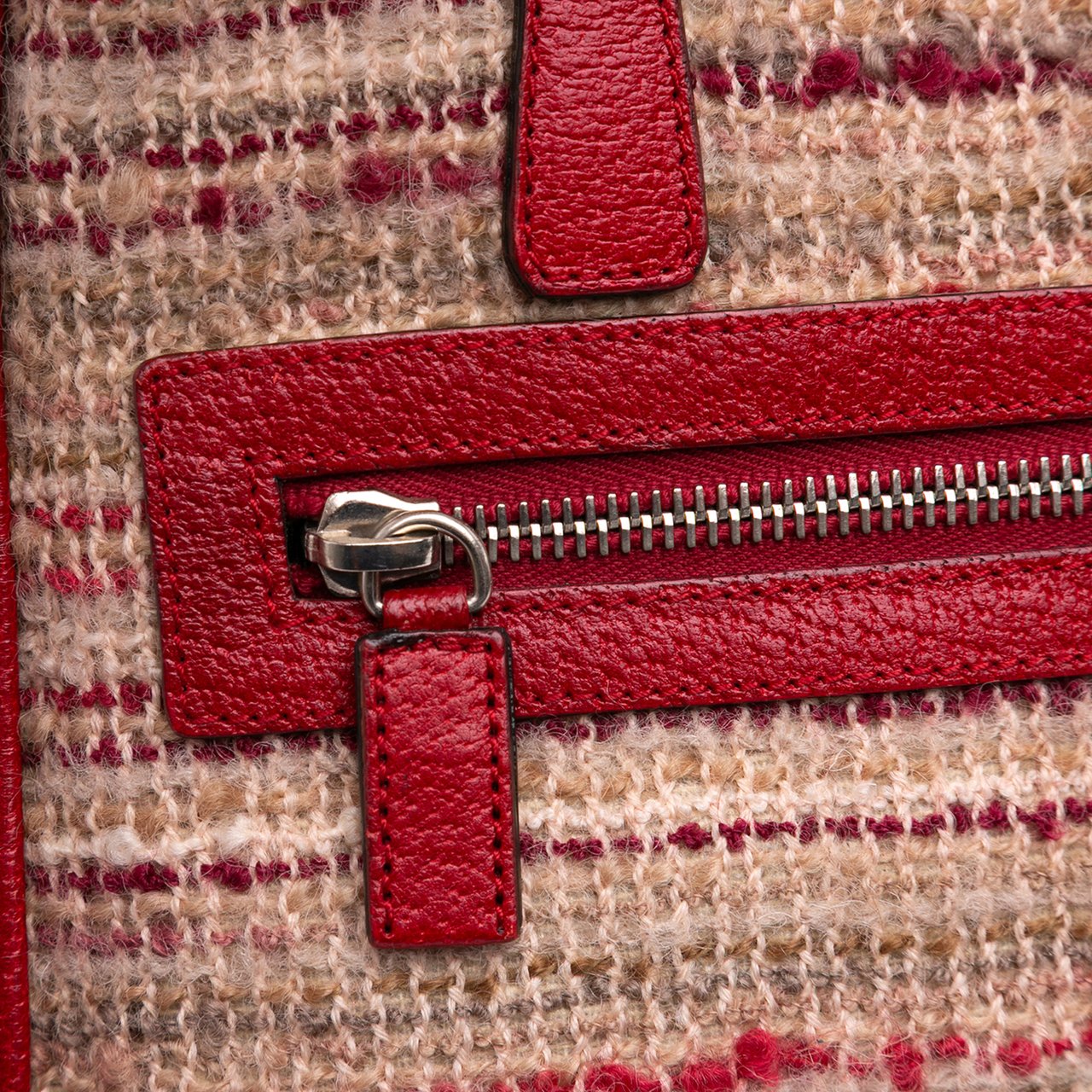 Prada Vitello Trimmed Tweed Flat Tote Rood