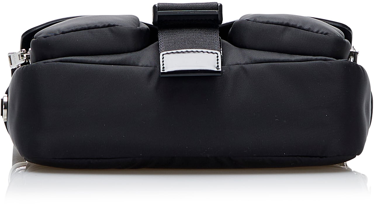 Prada Re-Nylon & Spazzolato Pocket Crossbody Zwart