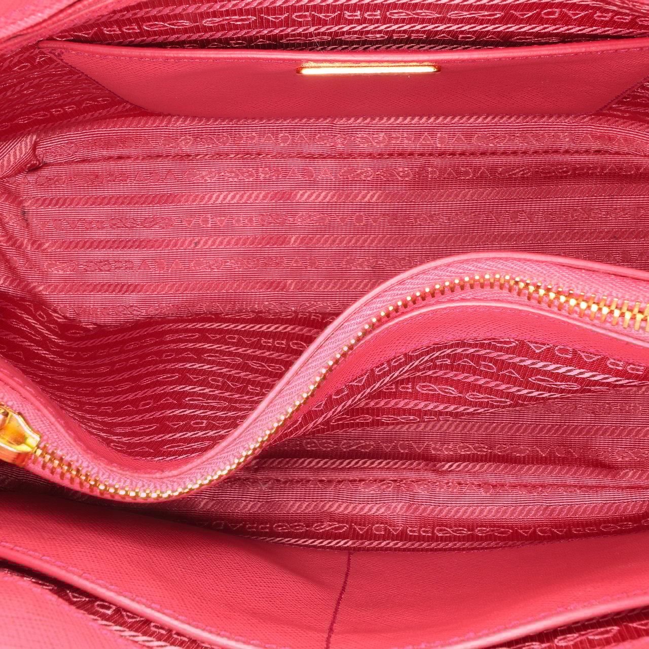 Prada Medium Saffiano Lux Promenade Satchel Roze