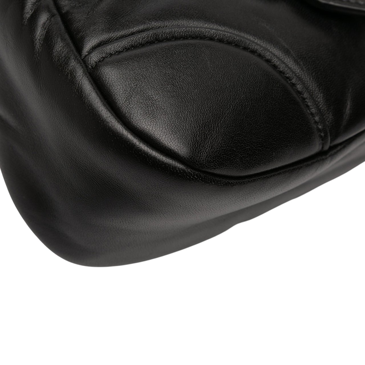 Prada Nappa Soft Padded Re Edition 2002 Moon Satchel Zwart