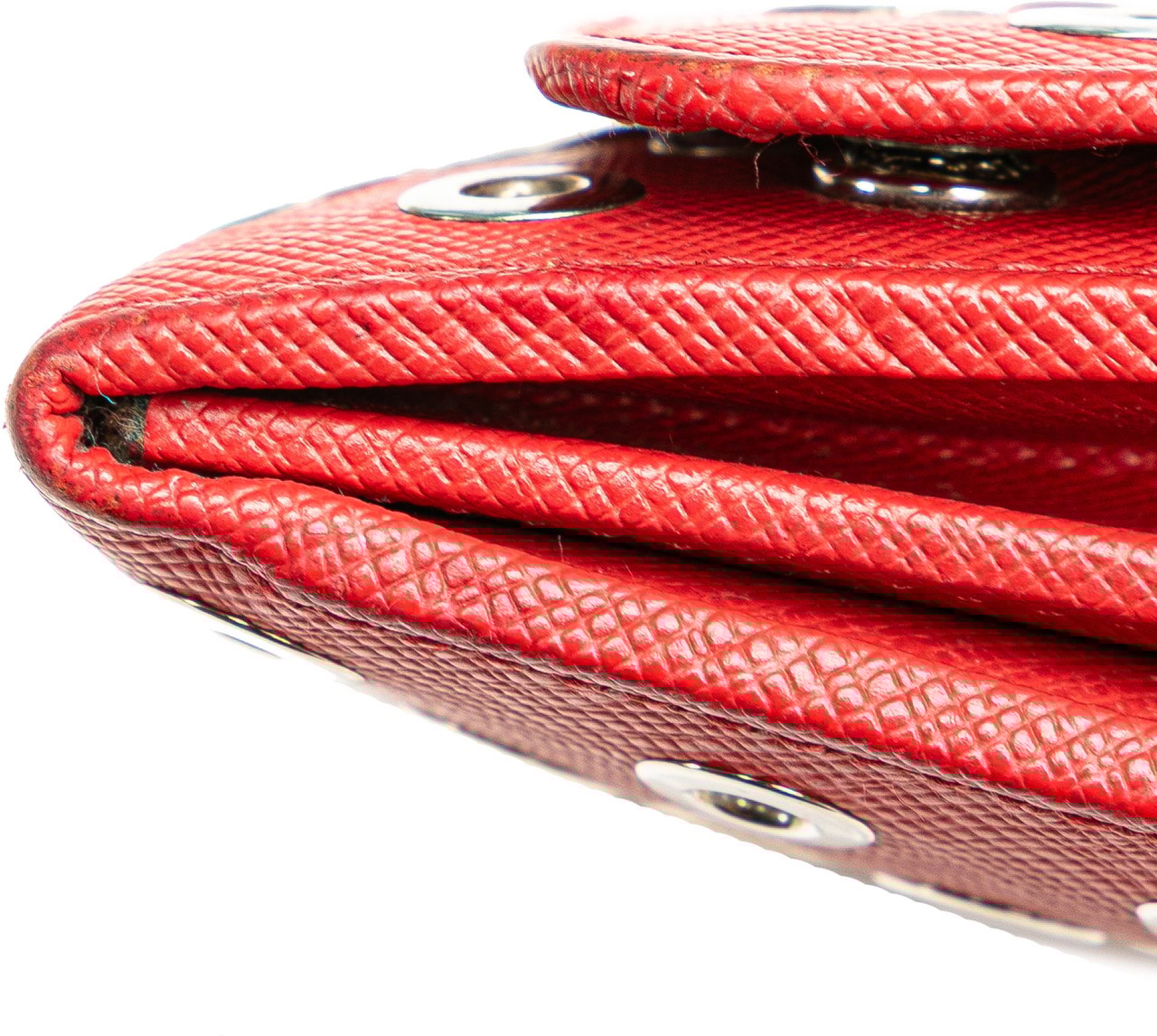 Prada Saffiano Grommet Wallet On Chain Rood