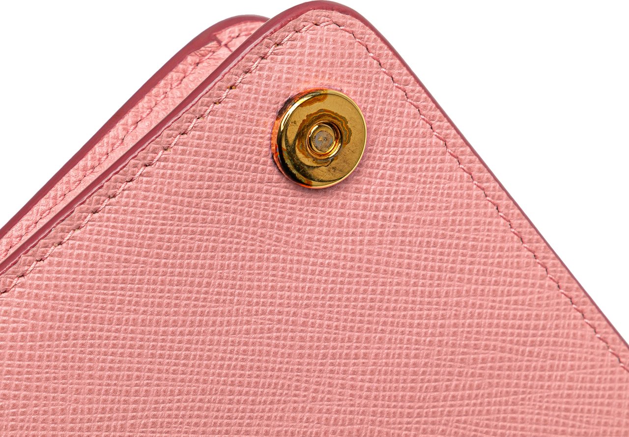 Prada Saffiano Lux Wallet on Chain Roze