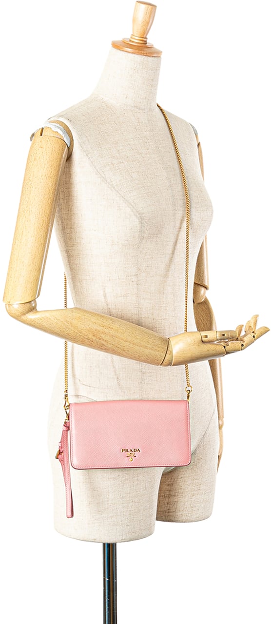 Prada Saffiano Lux Wallet on Chain Roze