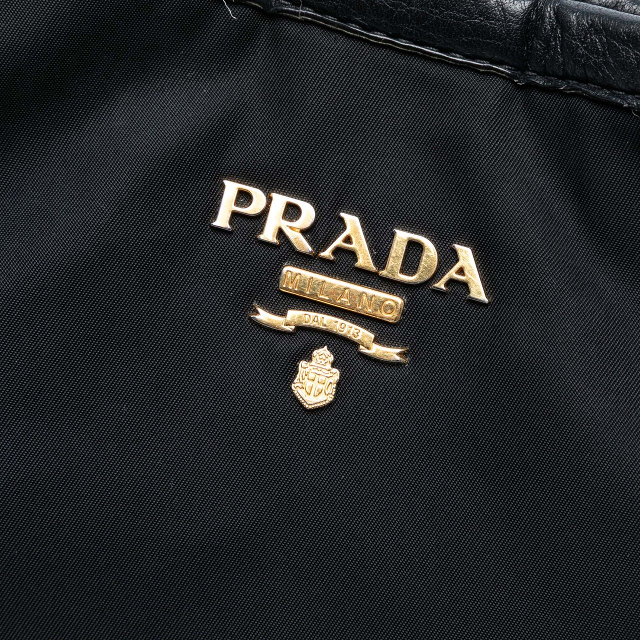Prada Tessuto Satchel Zwart