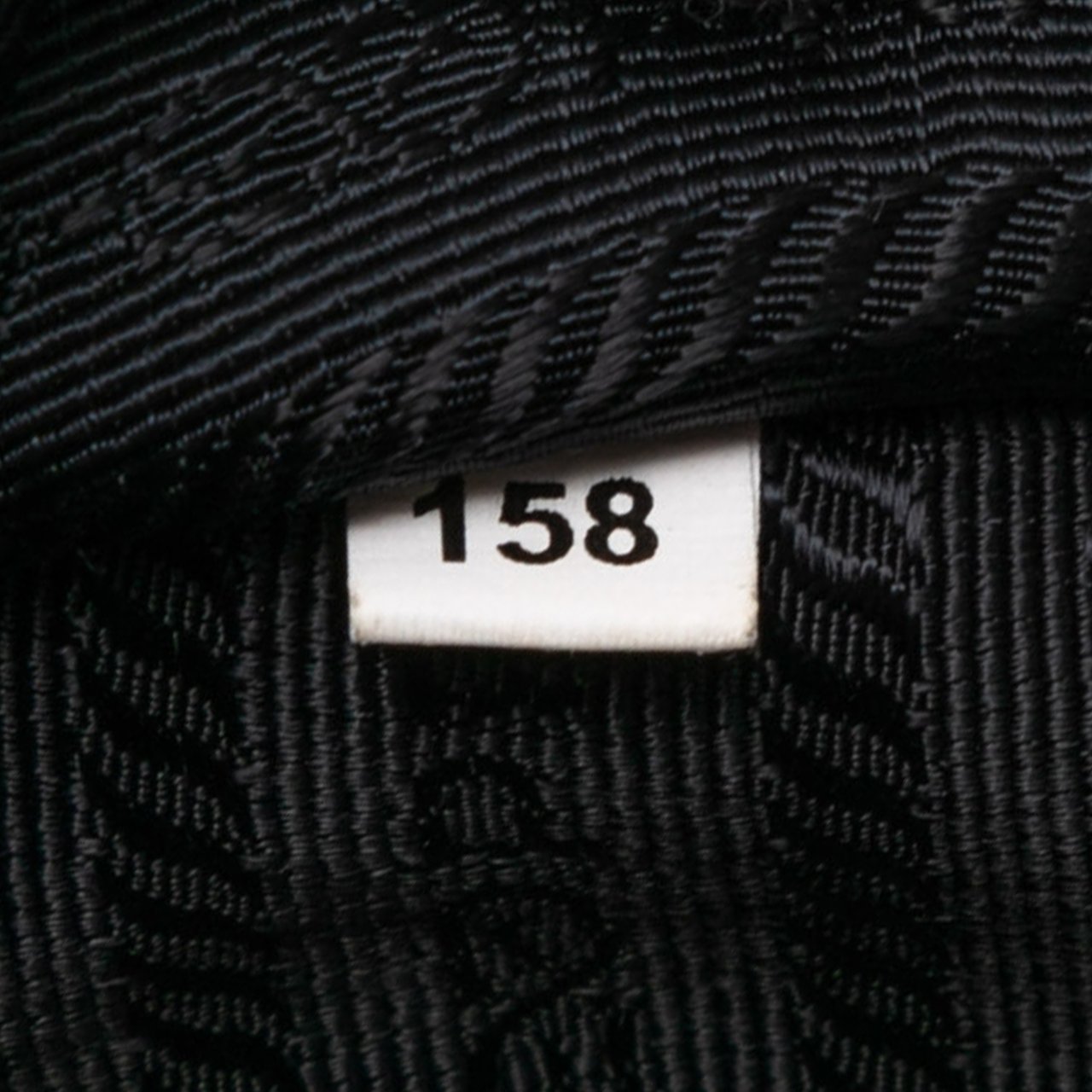 Prada Vitello Phenix Flap Crossbody Rood