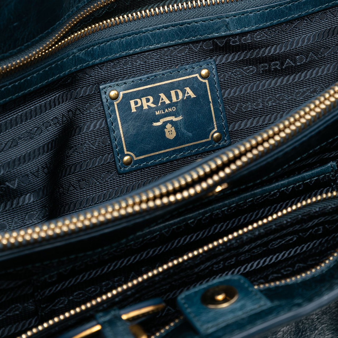 Prada Vitello Shine Satchel Blauw
