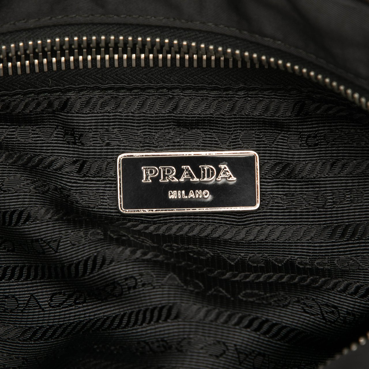 Prada Tessuto Zip Top Crossbody Zwart