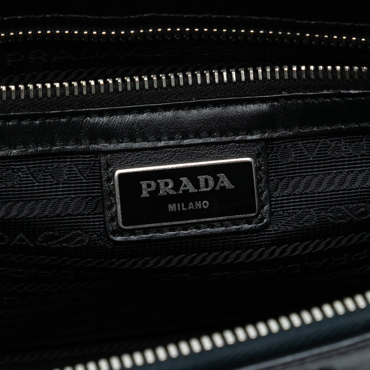 Prada Saffiano Clutch Zwart