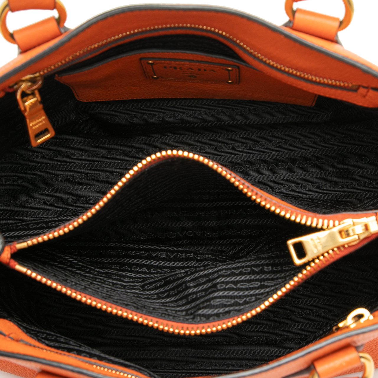 Prada Vitello Daino Open Convertible Tote Oranje