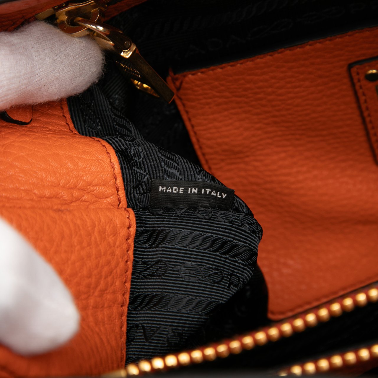 Prada Vitello Daino Open Convertible Tote Oranje
