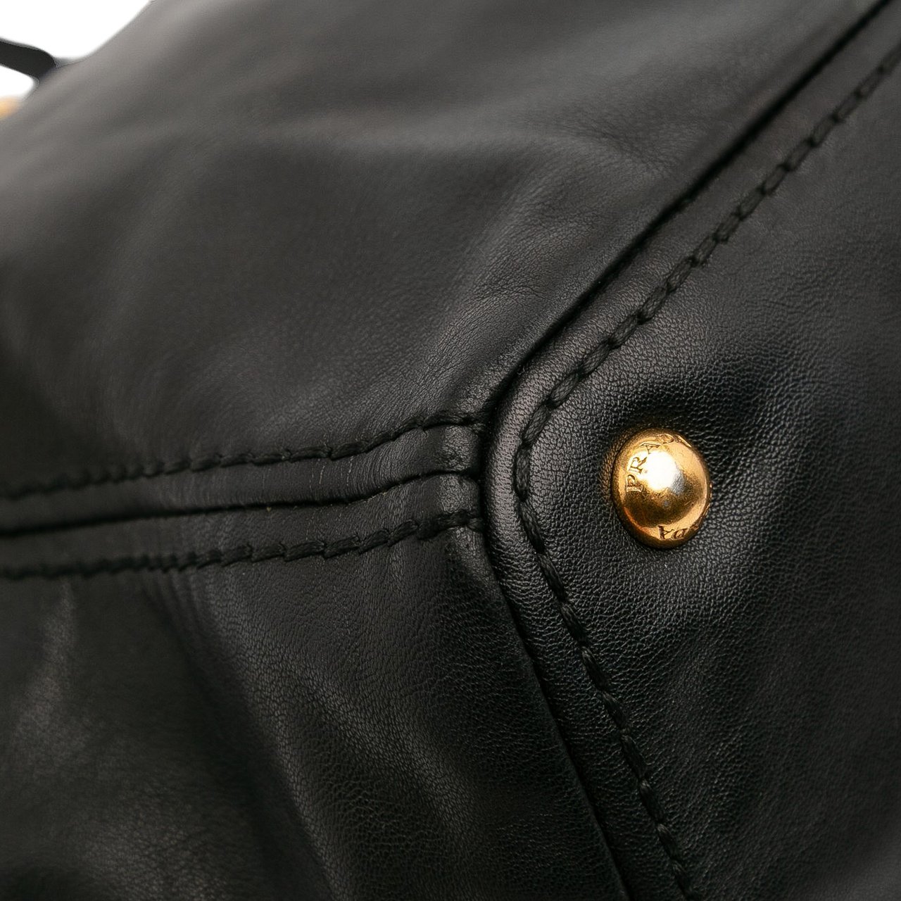 Prada Soft Calf Satchel Zwart