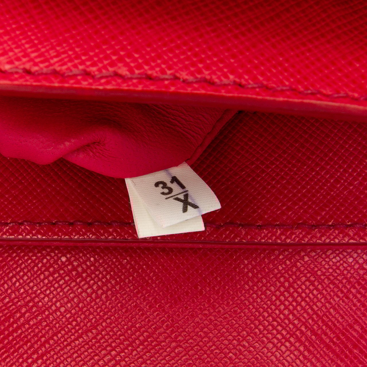 Prada Saffiano Sound Lock Satchel Roze