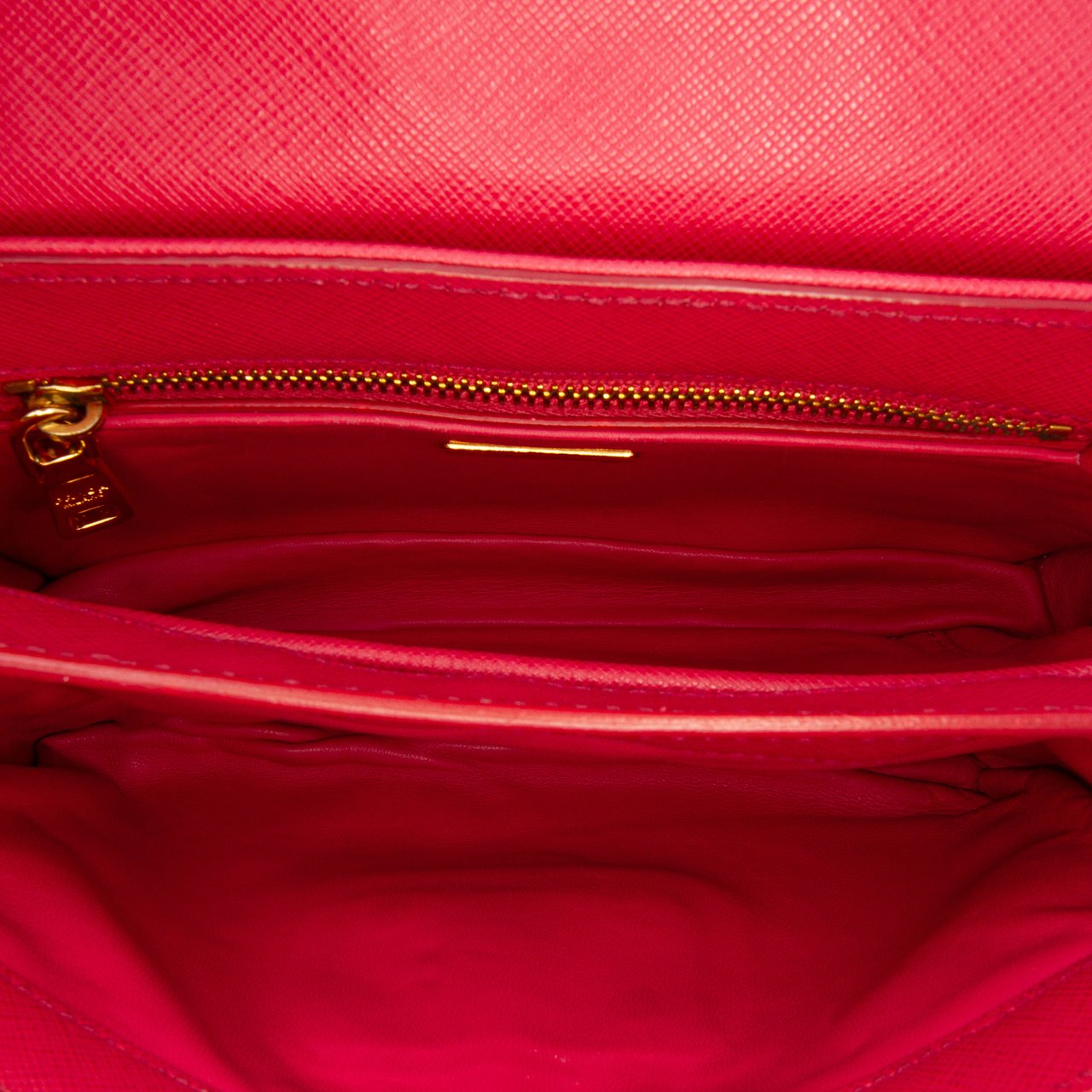 Prada Saffiano Sound Lock Satchel Roze