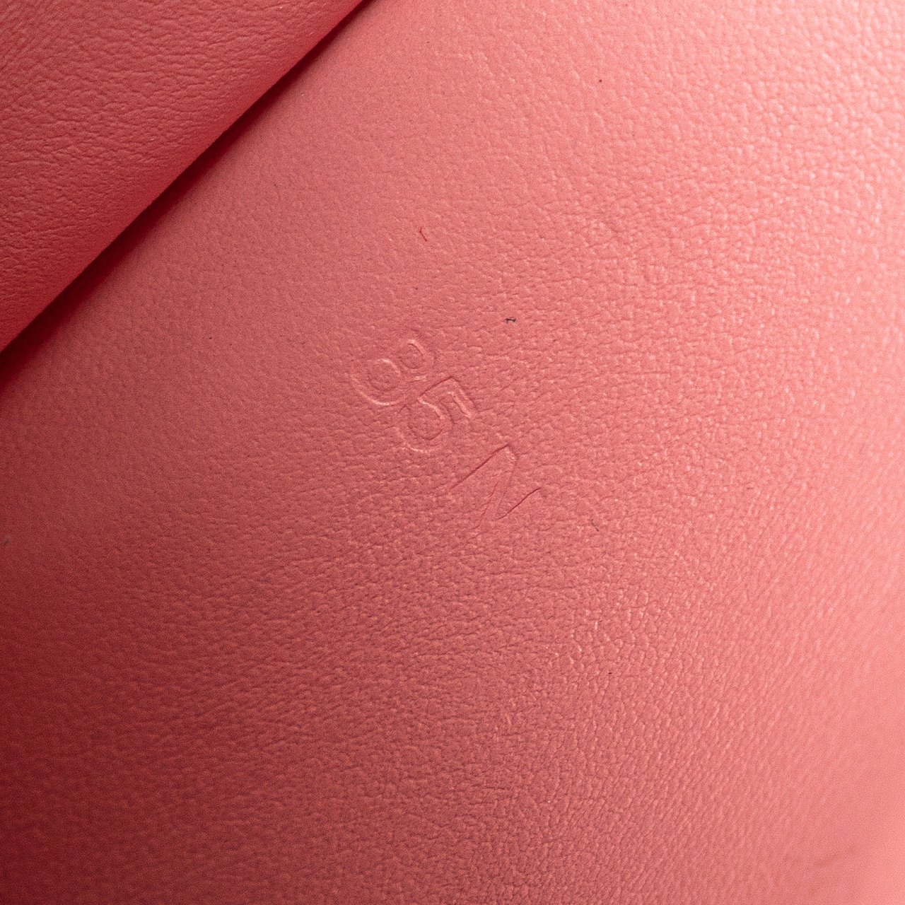 Prada Mini Saffiano Crossbody Phone Pouch Roze